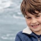 Prince Louis holiday photo released to mark eighth birthday