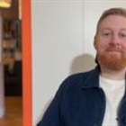 'Titan of a man': Tributes to actor with MND who played Richard III in wheelchair