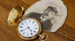 Titanic rescue hero's gold watch could go for £100k